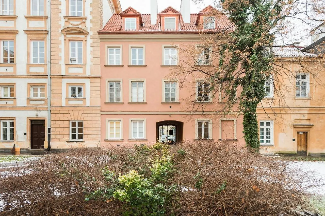 Valdiart Suites Old Town Warszawa Polen